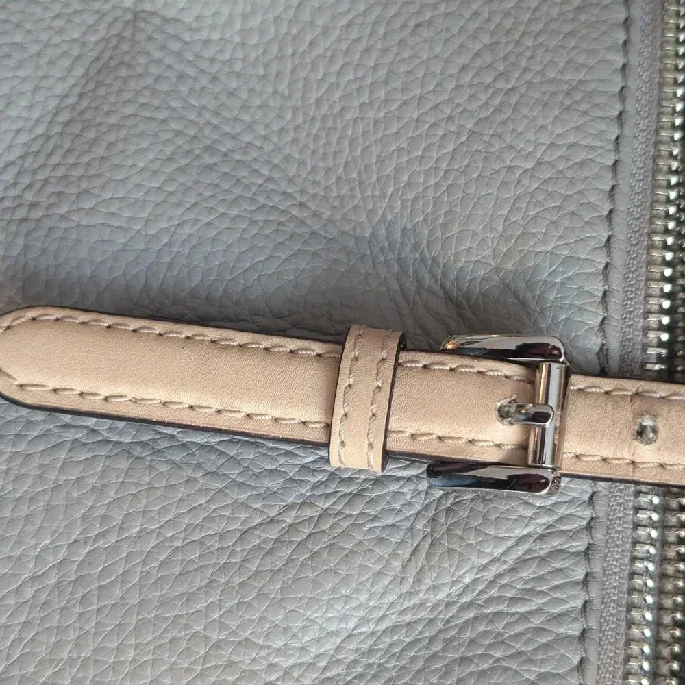 Authentic Michael Kors Jet Set Leather Tote